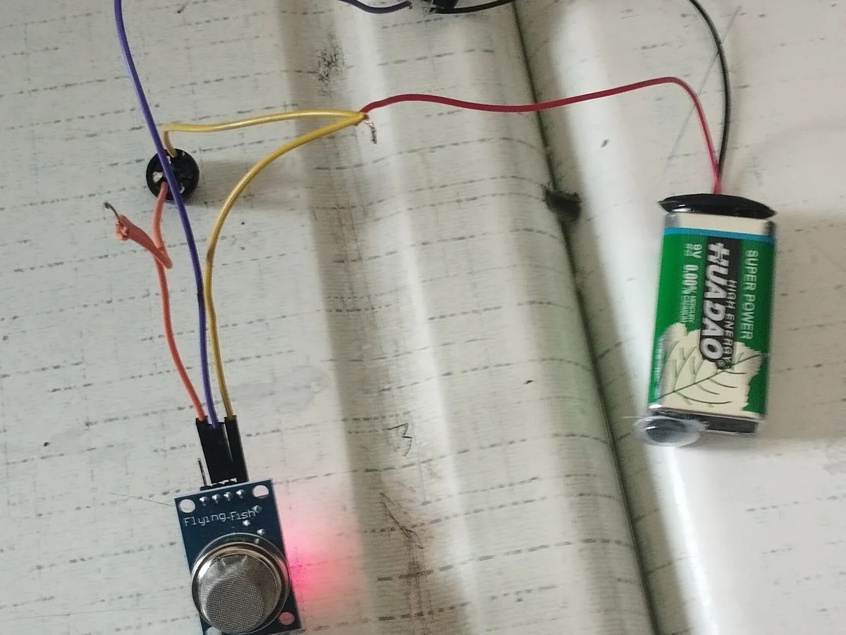 A gas sensor wired to a battery and buzzer